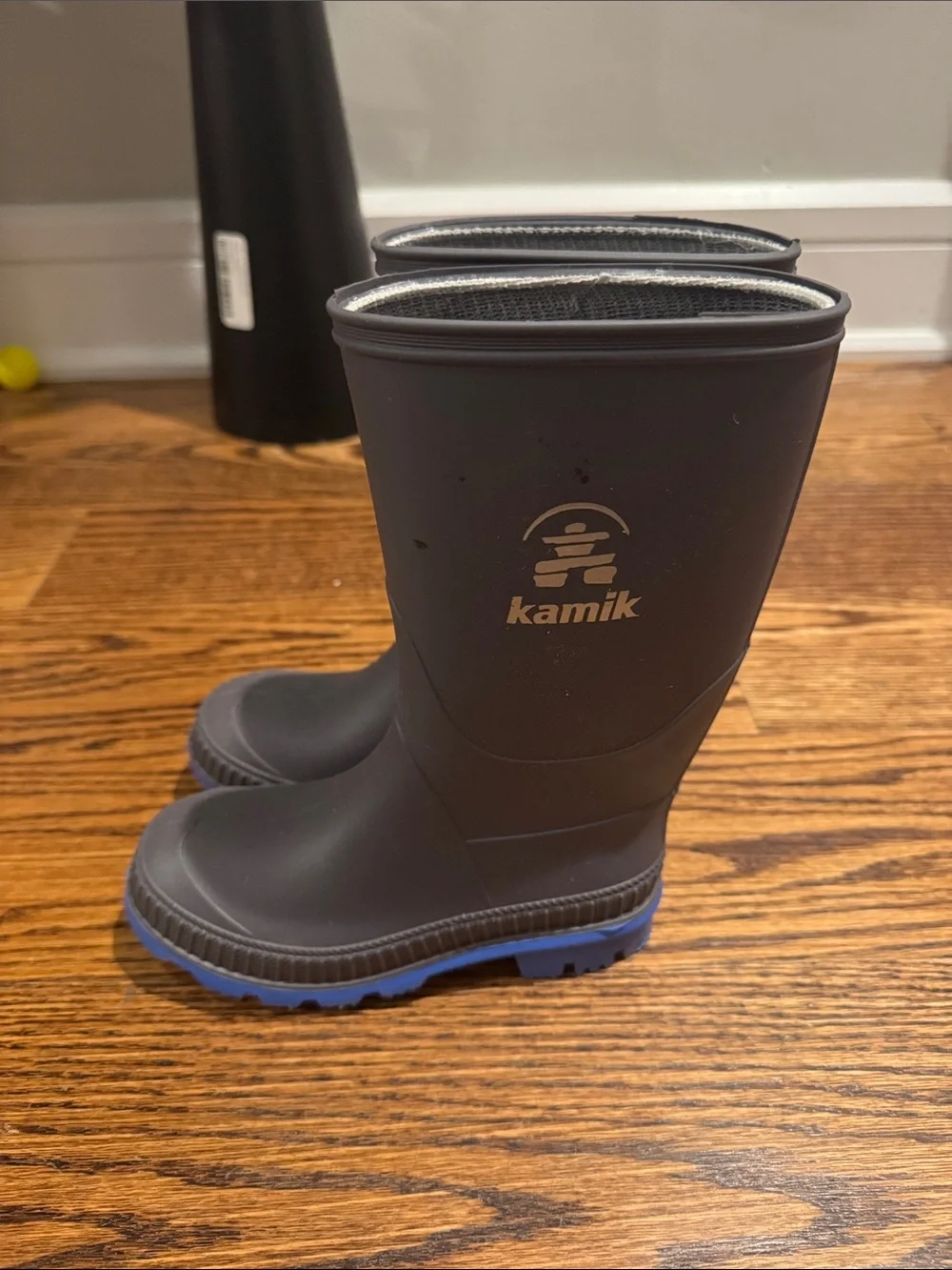 Kamik rain boots